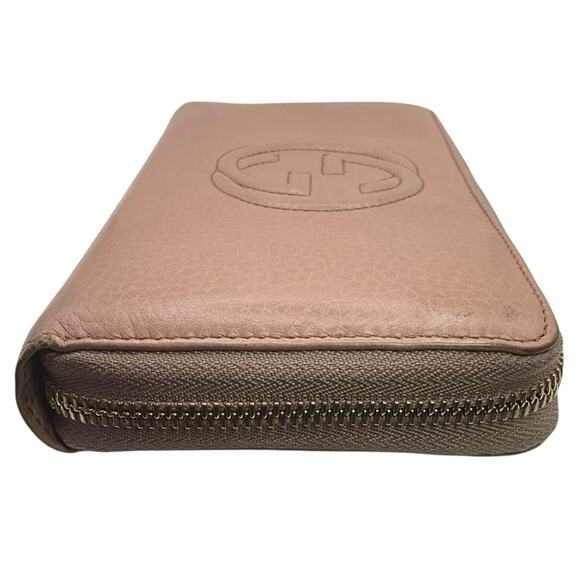 30. Gucci Pink Interlocking Soho Leather Wallet - Picture 4 of 14